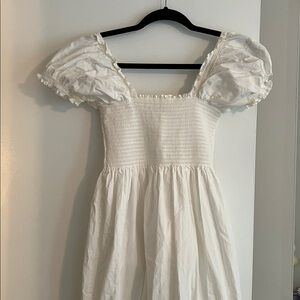 Elegant White Maxi Dress